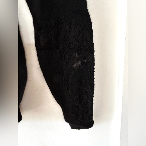 ERMANNO SCERVINO 100% Cashmere Sweater with Lace Sleeve detail | Made in Italy | - Picture 6 of 8